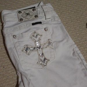 White miss me Jeans